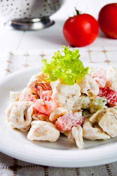 Fresh italian tortellini salad — Stock Photo, Image