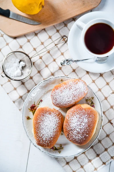 Freshly baked sweet buns with jam — Stock Photo, Image