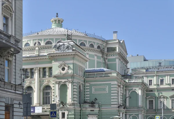 maryinsky tiyatro bir cephe parçası. St. petersburg.