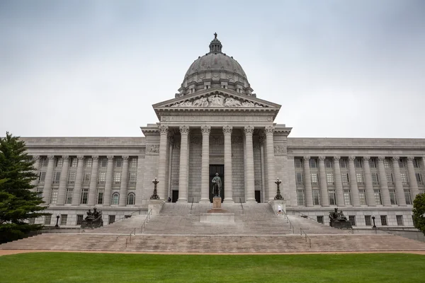 Missouri state house och capitol-byggnaden i jefferson city, mo. — Stockfoto