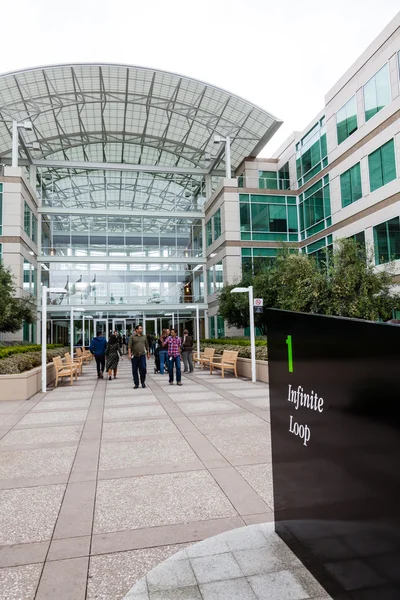 Apple Headquarters in Cupertino, California — Stock Photo, Image