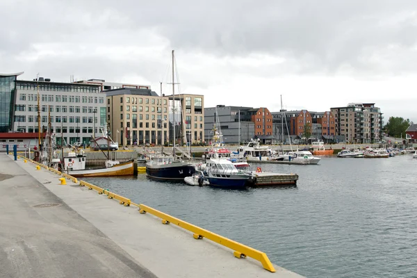 Porto di Bodoe, sera d'estate, Norvegia — Foto Stock