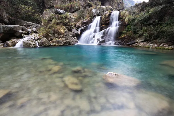 Подвійний водоспад — стокове фото