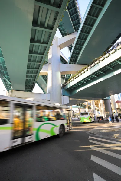 Šanghaj viadukt na ráno, drak pilíř — Stock fotografie