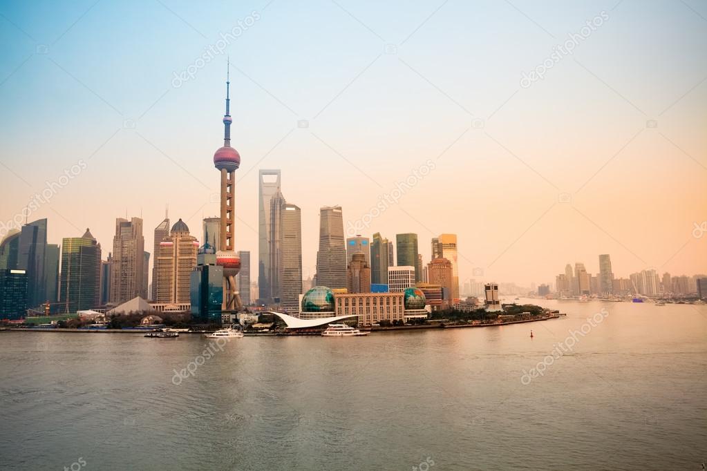 Shanghai lujiazui skyline at dusk