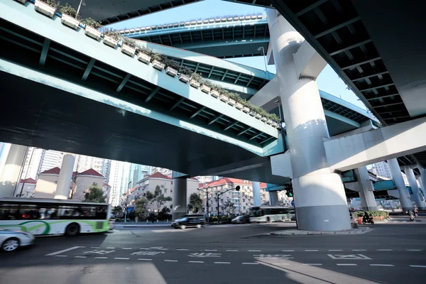 Bajo el viaducto — Foto de Stock