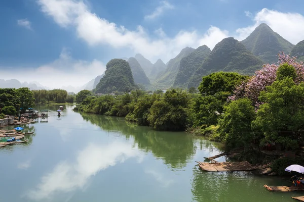Yangshuo yulong rivier — Stockfoto