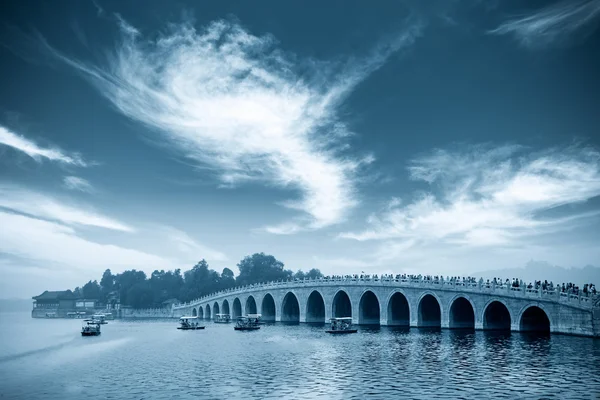 Peking sedmnáct most — Stock fotografie