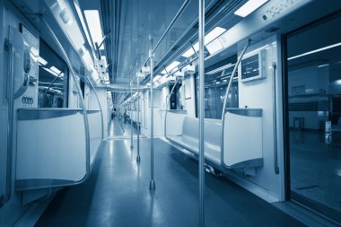 Metro araçları içinde