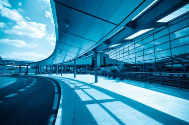Modern Havaalanı terminal içinde Şanghay