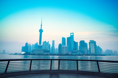 Şafak korkuluk ile shanghai