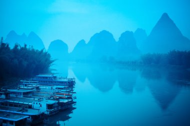 Yangshuo sahne sessizlik sabah