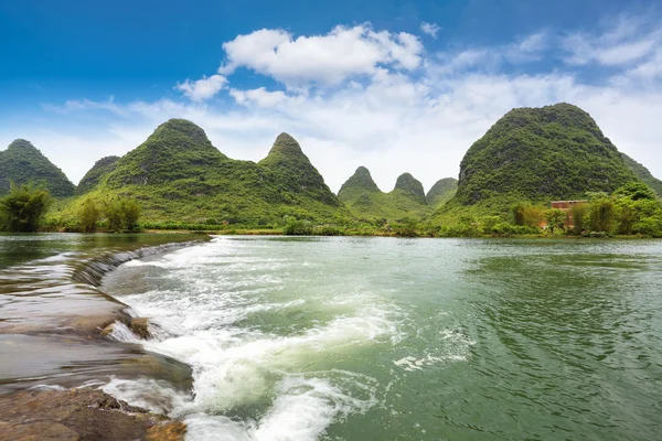 Yulong říční krajina — Stock fotografie