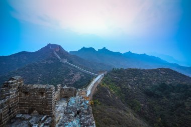 büyük duvardaki daybreak