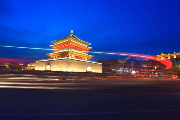 Oude stad bij nacht in xian — Stockfoto