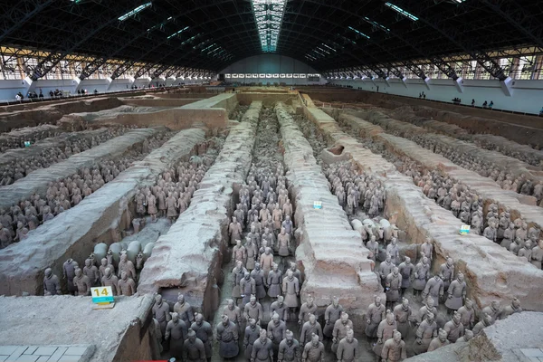 Xian terracota guerreros y caballos — Foto de Stock