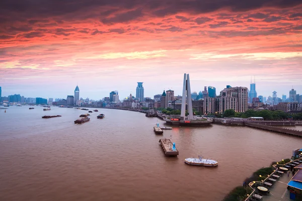 Bund shanghai au coucher du soleil — Photo