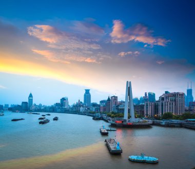 Shanghai bund alacakaranlıkta