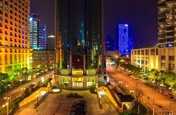 Briljant verlicht in shanghai — Stockfoto