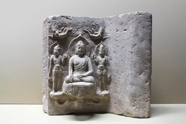 Requintadas estátuas budistas de pedra — Fotografia de Stock