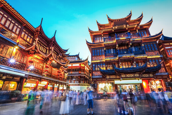 beautiful shanghai yuyuan garden at night