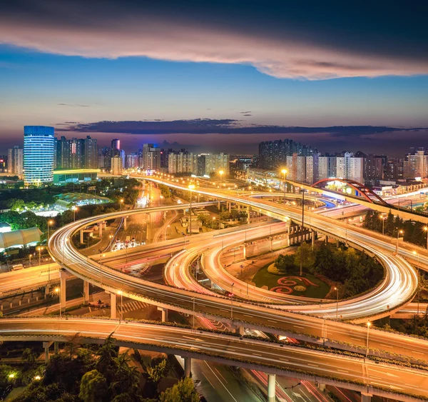 Interchange in nightfall — Stock Photo, Image