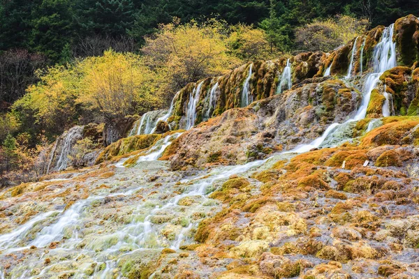 Autumn waterfall in huanglong — Stock Photo, Image