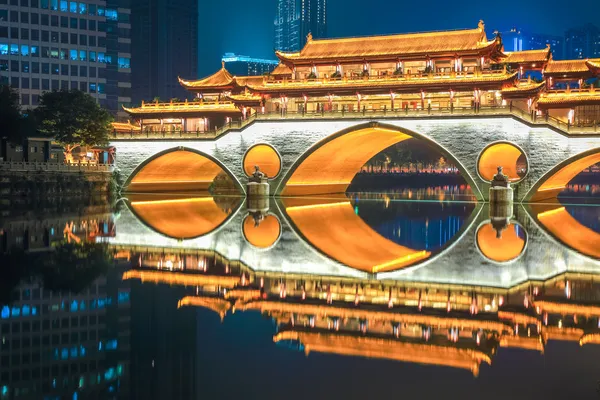 Čcheng-tu starý most v noci — Stock fotografie