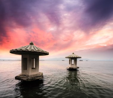 hangzhou ile günbatımı manzara