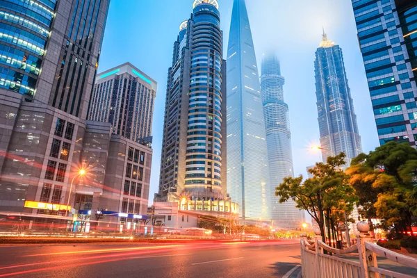 Senderos de luz en shanghai — Foto de Stock