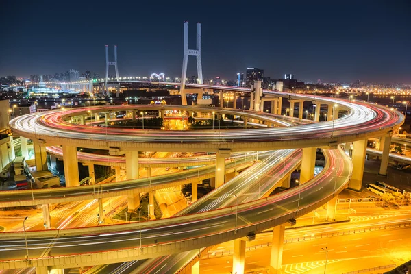 Bela ponte shanghai nanpu à noite — Fotografia de Stock