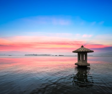 Hangzhou Batı göl günbatımı