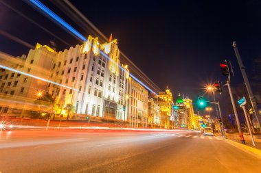shanghai Caddesi üzerinde açık yollar
