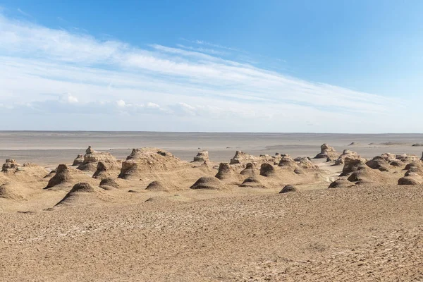 Wind Erosie Fysiognomie Tegen Een Zonnige Lucht Westelijke Wildernis Landschap — Stockfoto