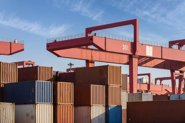Container Yard Gantry Crane Blue Sky Modern Logistics Background — Stock Photo, Image