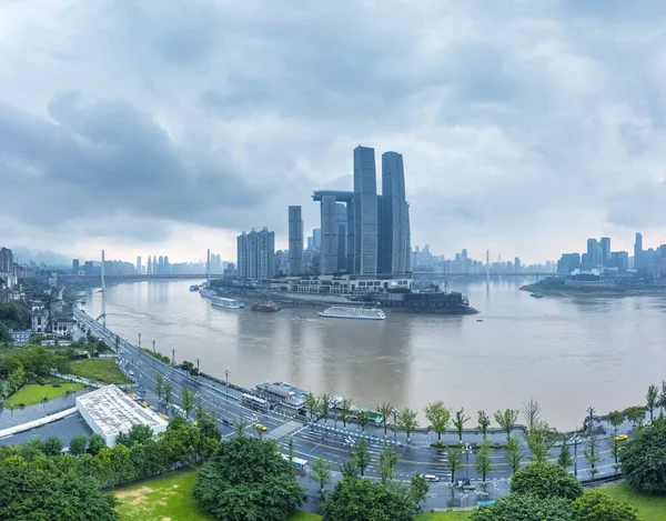 重庆市阴天潮人全景全景 — 图库照片