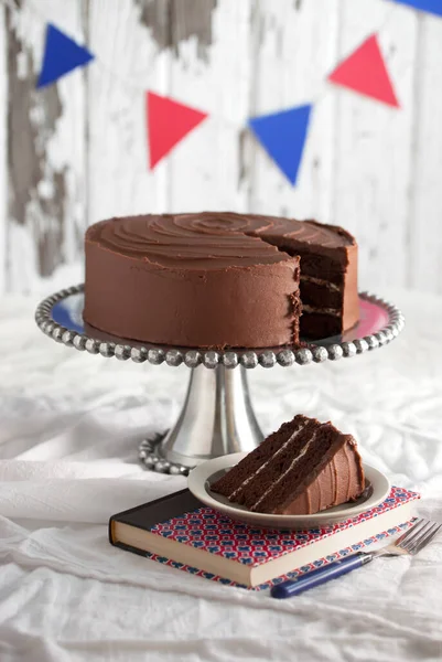 Patriotic Red White Blue Triple Layer Chocolate Cake — 图库照片