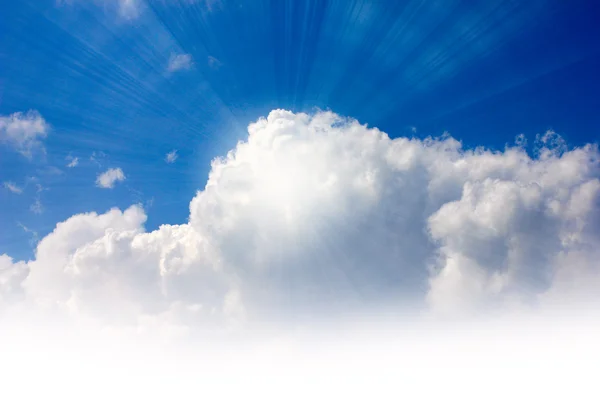 Nuvole sul cielo — Foto Stock