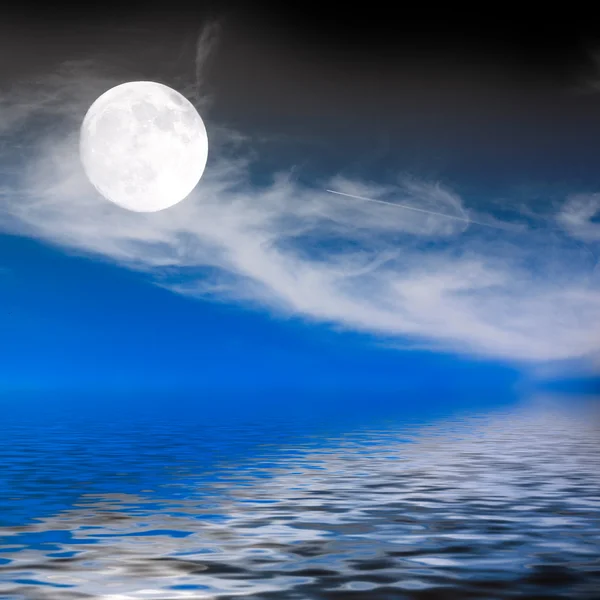 Луна в космосе — стоковое фото
