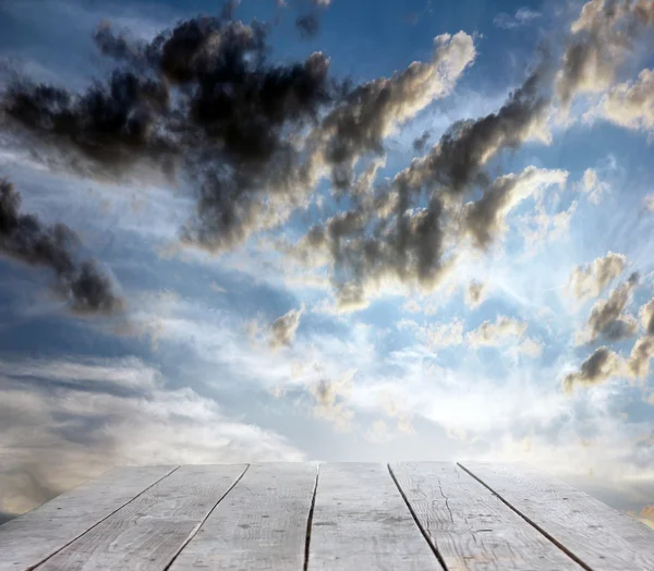 Houten platform — Stockfoto