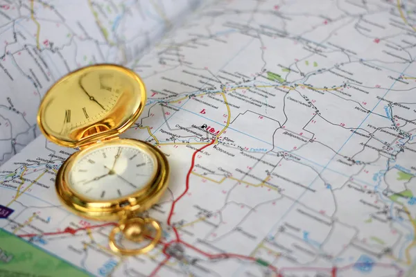 Old clock and geographical map — Stock Photo, Image