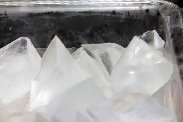 Las piezas son hielo — Foto de Stock