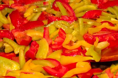 Domates ve biber adettir