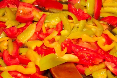 Domates ve biber adettir