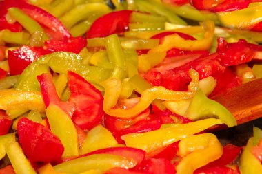 Domates ve biber adettir