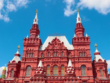 Moskova 'daki Kızıl Meydan' daki tarihi müzenin güzel eski binası.