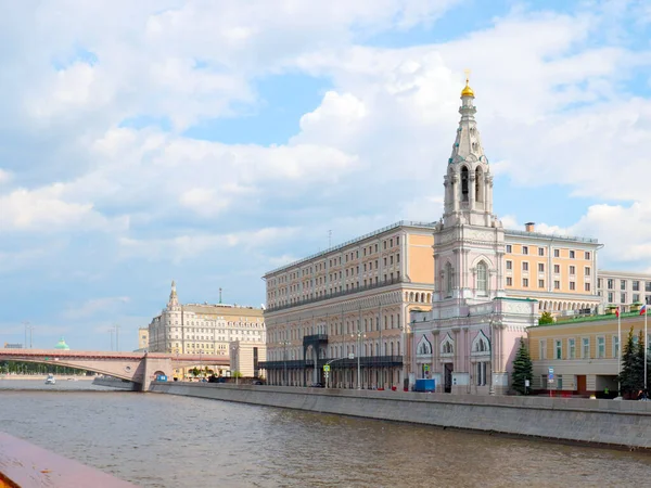 Buildings Embankment River Yauza City Moscow Russia — Stock Photo, Image