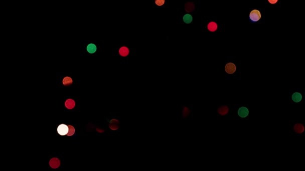 Verschwommene Lichter Aus Bunten Lampen Mit Weihnachtsgirlanden — Stockvideo