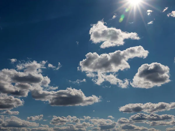 Mooie Bewolkte Lucht Als Symbool Van Het Hemelse Landschap — Stockfoto