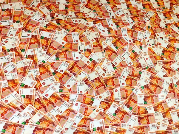 Bir yığın beş bin kâğıt Rus rublesi.